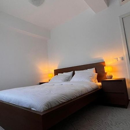 Отель Ispera At The Vila Corbeanca Экстерьер фото